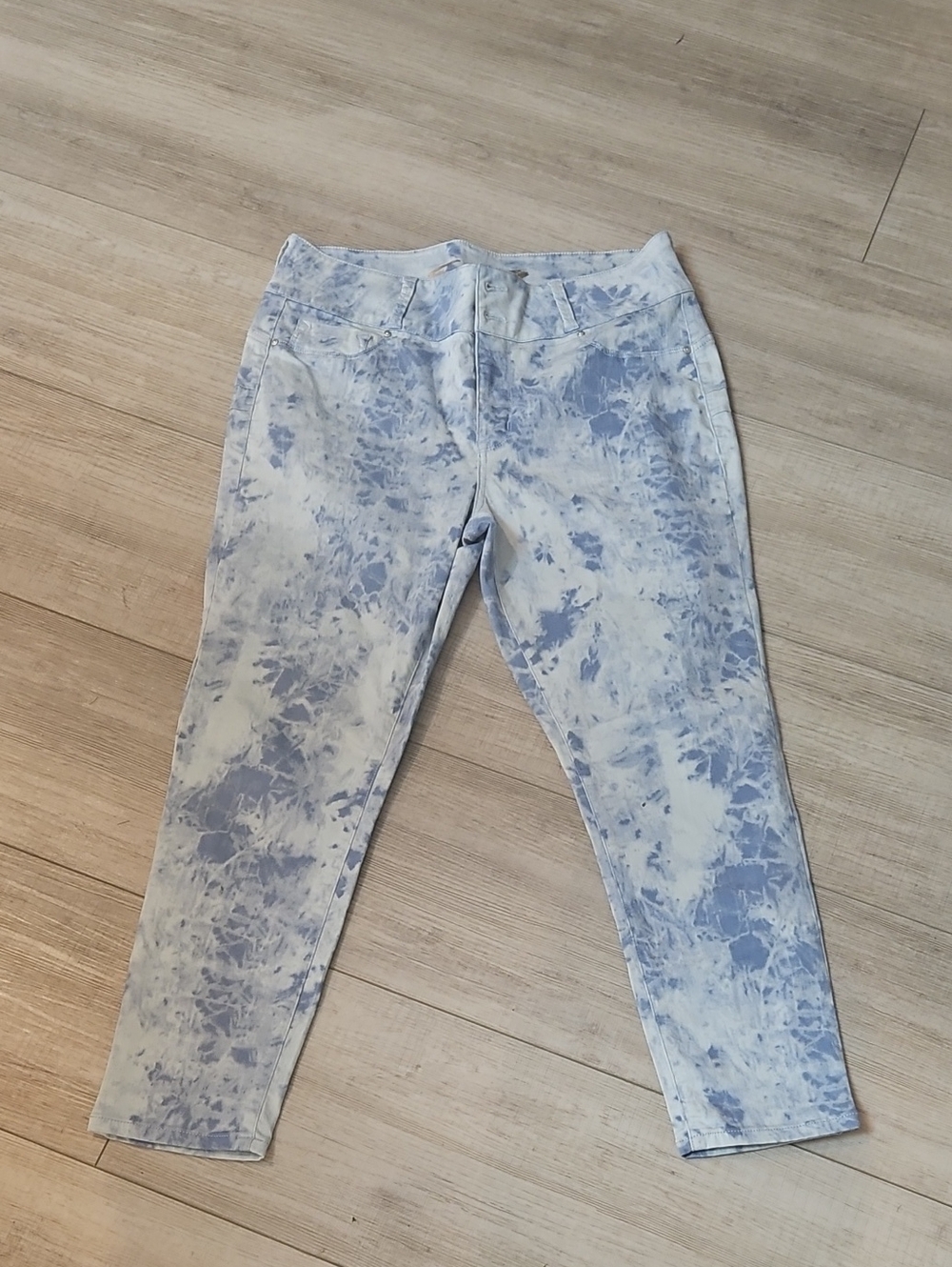 Seven7 Light Blue Tie-Dye Jeggings